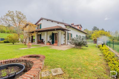 /international/it/pratovecchio-tuscany-310104320826/
