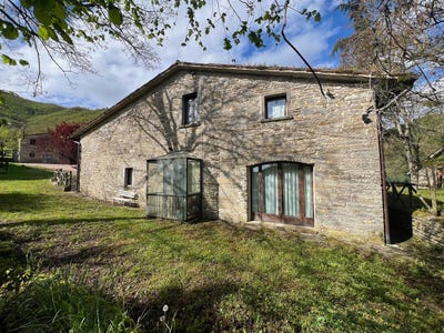 /international/it/borgo-pace-marche-310099568118/