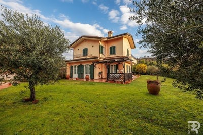 /international/it/pontremoli-pontremoli-tuscany-310105240324/