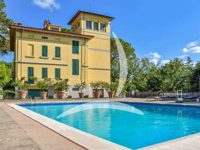 /international/it/arezzo-tuscany-310108325303/