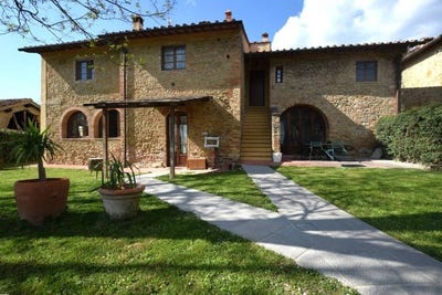 /international/it/san-gimignano-tuscany-310104596633/