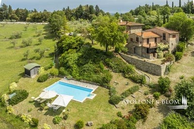 /international/it/localita-la-piazza-greve-in-chianti-tuscany-310110075286/