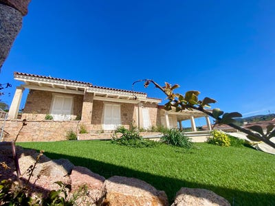 /international/it/isola-rossa-trinita-d-agultu-e-vignola-sardinia-310106773486/