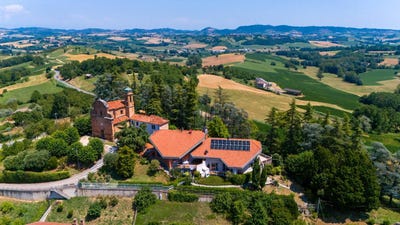 /international/it/montechiaro-d-asti-piedmont-310105378919/