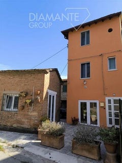/international/it/castiglione-del-lago-umbria-310108247121/