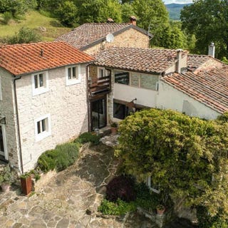 /international/it/poppi-tuscany-310108317880/
