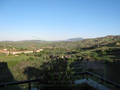/international/it/via-giosue-carducci-cianciana-sicily-310108284787/