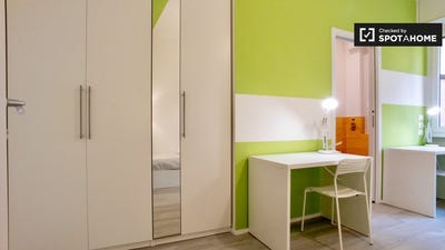 /international/it/milan-lombardy-120093264764/