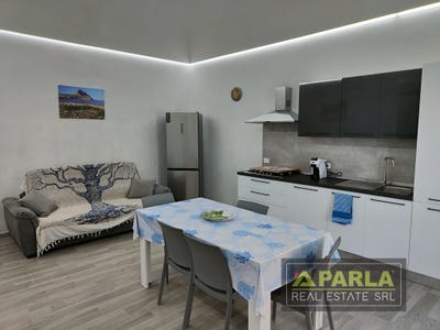 /international/it/102-via-assieni-custonaci-sicily-310107470607/