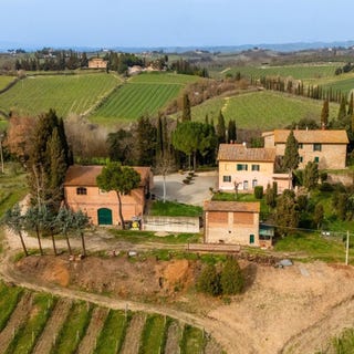 /international/it/san-gimignano-tuscany-310108865432/