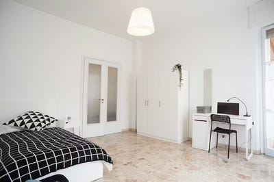 /international/it/via-francesco-baracca-florence-tuscany-310106993778/