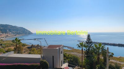 /international/it/ospedaletti-liguria-310106407717/