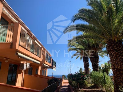 /international/it/contrada-zubbio-pollina-sicily-310102743563/