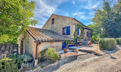 /international/it/colmurano-marche-120085349171/