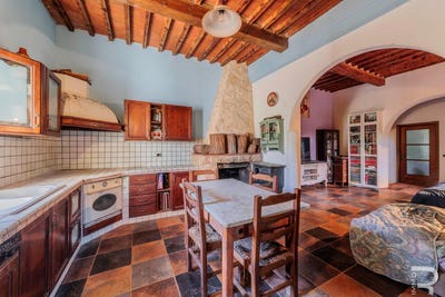 /international/it/buti-buti-tuscany-310106515135/