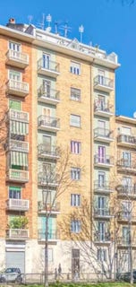/international/it/corso-potenza-turin-piedmont-310107617750/