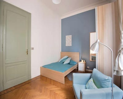 /international/it/via-stefano-clemente-turin-piedmont-310101080258/