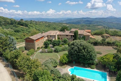 /international/it/citta-di-castello-umbria-120092264550/