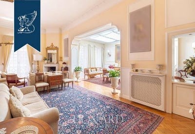 /international/it/napoli-campania-310102990783/
