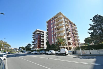 /international/it/cagliari-sardinia-310106999406/