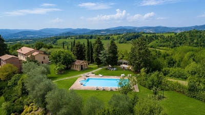 /international/it/citta-di-castello-umbria-310108791074/?lang=it