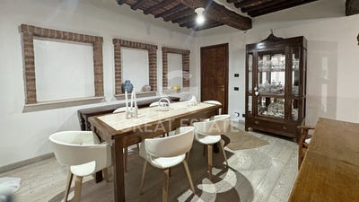 /international/it/citta-della-pieve-umbria-310098716878/