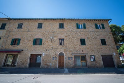 /international/it/volterra-tuscany-310107921257/