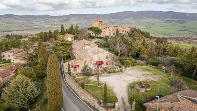 /international/it/radicofani-tuscany-310107070588/