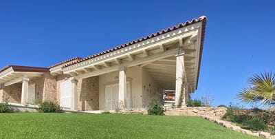 /international/it/isola-rossa-sardinia-310101441317/?lang=pt