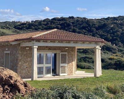 /international/it/isola-rossa-sardinia-310101441259/?lang=pt