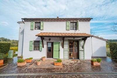 /international/it/via-fungiaia-crespina-tuscany-310103800845/