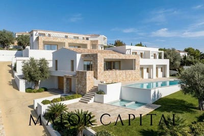 /international/it/budoni-sardinia-310108317223/