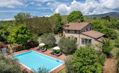/international/it/poppi-tuscany-310108317461/