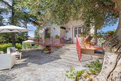 /international/it/castellana-grotte-apulia-310109228622/?lang=zh-tw