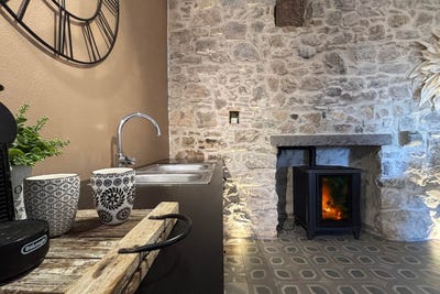 /international/it/campiglia-marittima-tuscany-310110400836/