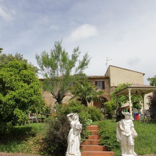 /international/it/buonconvento-tuscany-310108105410/