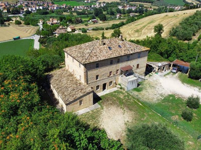 /international/it/ete-caldarette-43-fermo-marche-310103018291/