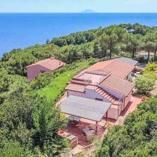 /international/it/capoliveri-tuscany-310108837210/?lang=id