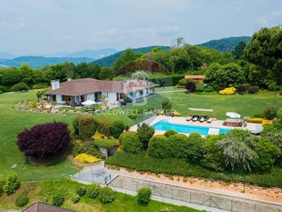 /international/it/gironico-al-piano-lombardy-310105307505/