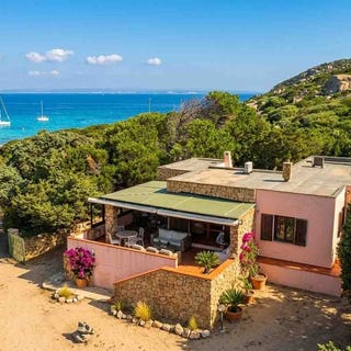 /international/it/santa-teresa-gallura-sardinia-310120012942/