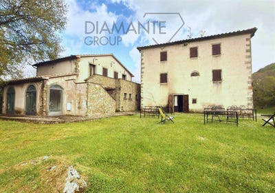 /international/it/arcidosso-tuscany-310107922417/