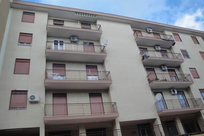 /international/it/caltanissetta-sicily-310108377228/?lang=pt