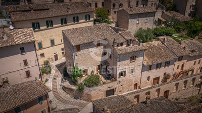 /international/it/trevi-umbria-310119502108/