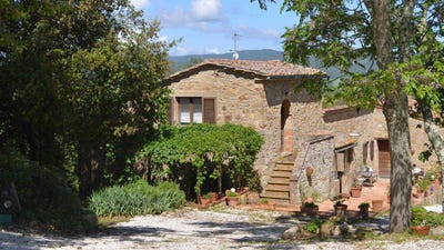 /international/it/casole-d-elsa-tuscany-310109096363/