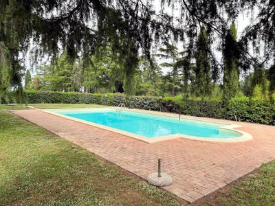 /international/it/montaione-tuscany-310107184867/