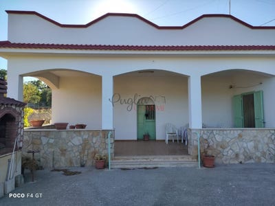 /international/it/ceglie-messapica-apulia-310108248385/