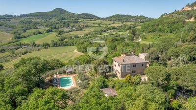 /international/it/montepulciano-tuscany-310108249571/