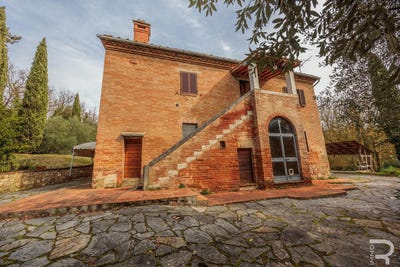 /international/it/chiusi-tuscany-310105970867/
