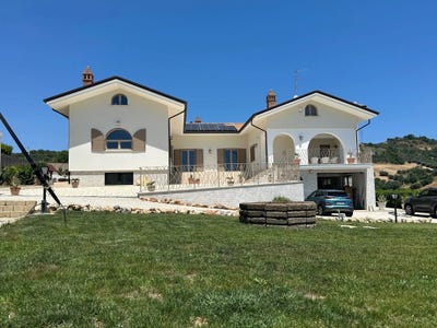 /international/it/abruzzo-abruzzo-310102889859/