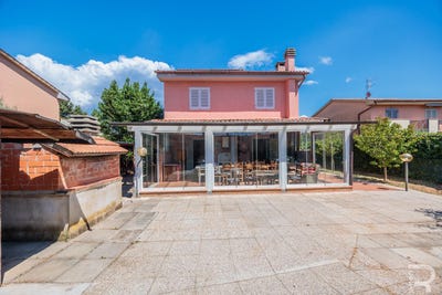 /international/it/follonica-follonica-tuscany-310101411607/